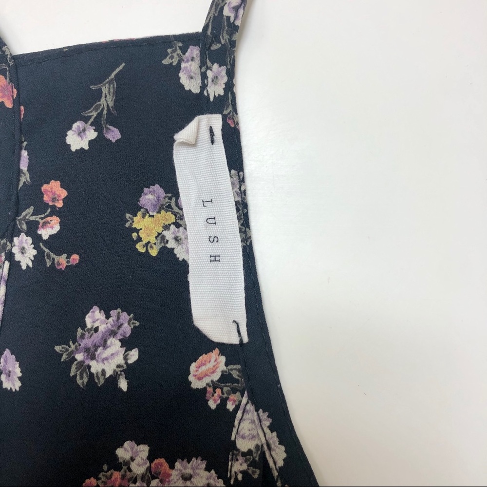 Lush Tank Top - Picture 5 of 5